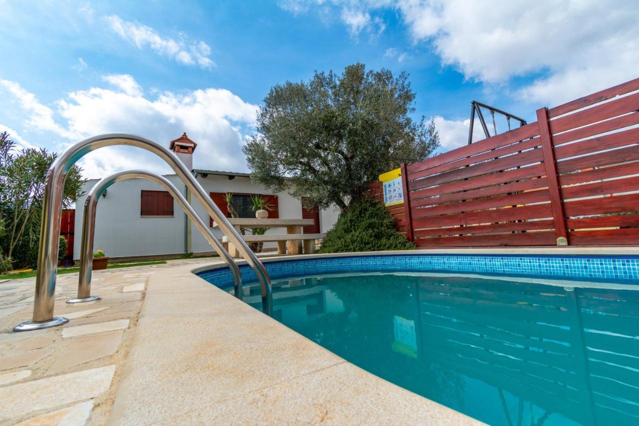 House 1119 Vila Muntić Exterior foto